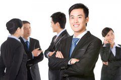 企業(yè)定做工作服有哪些價(jià)值？